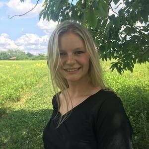 Meet your Posher, Amber